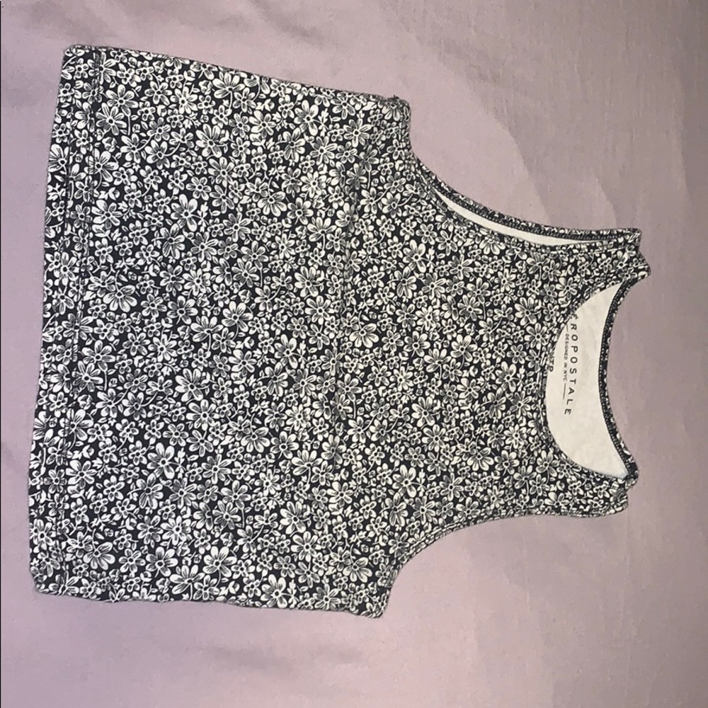 Black and White Flowered Crop Top